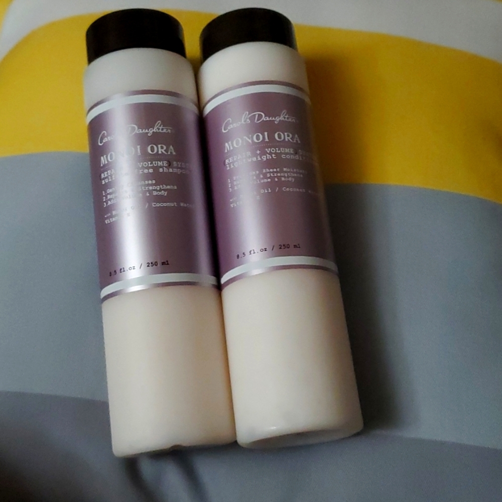 Carol's Daughter Monoi Ora Shampoo and Lightweight Conditioner.